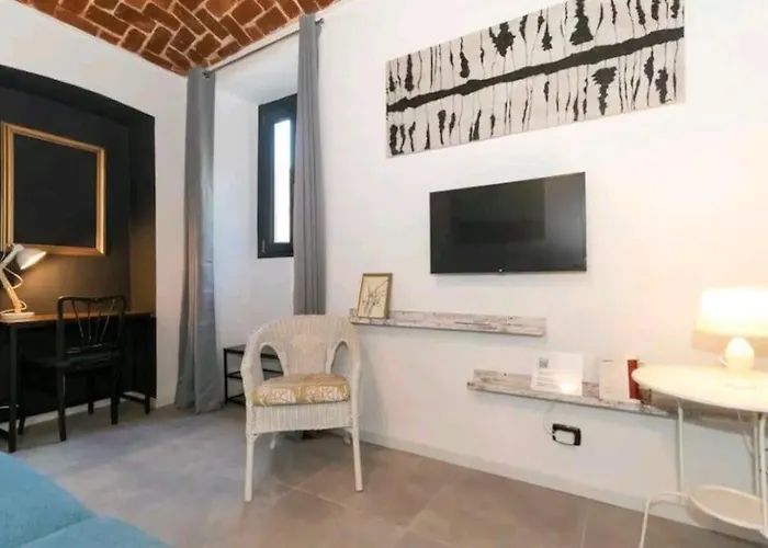 Santa Chiara In Corte - Box Auto Privato